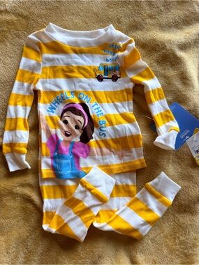Ms. Rachel 'Wheels on the Bus' Pajama Set | 12 month NWT